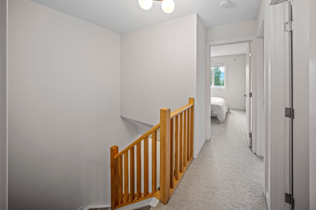 1022 Rundleview Drive Unit: 27