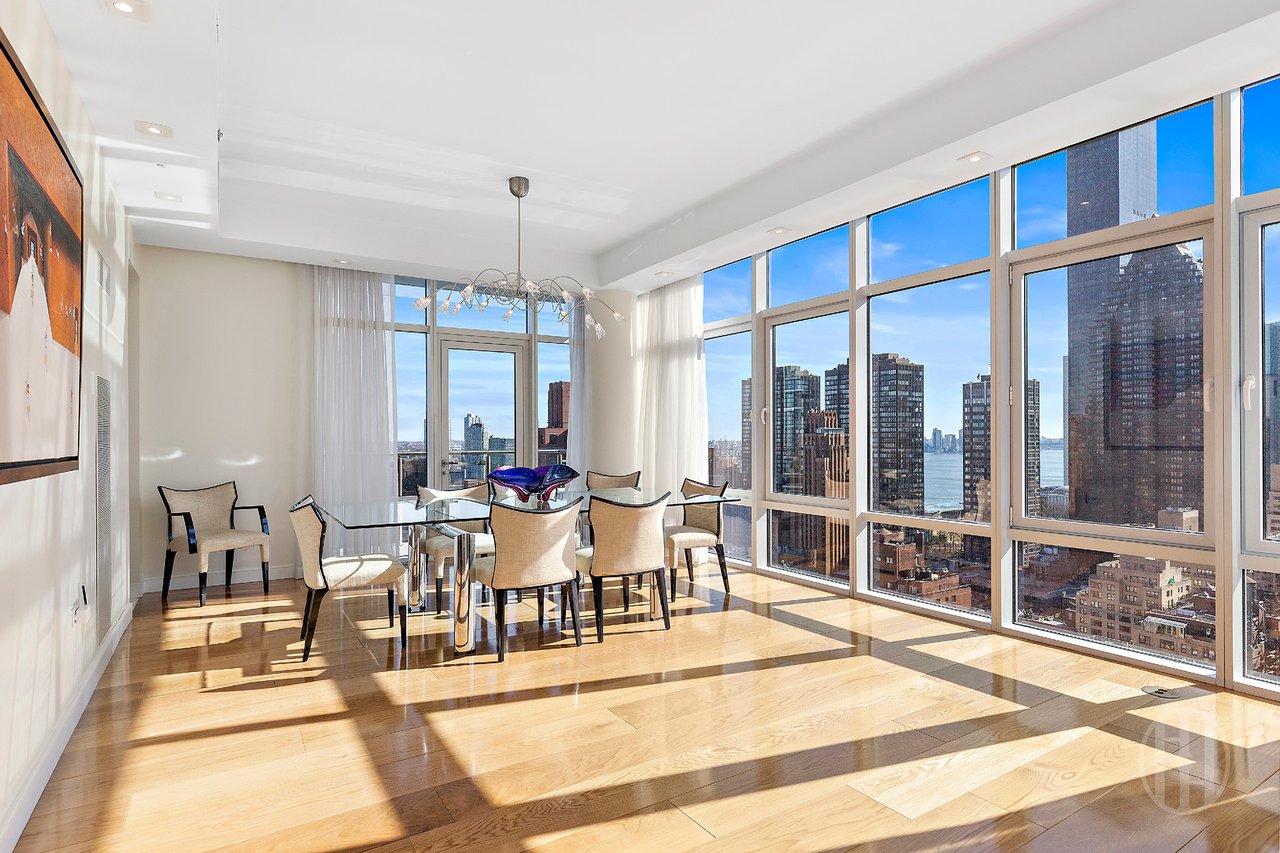 310 East 53rd Street #24C