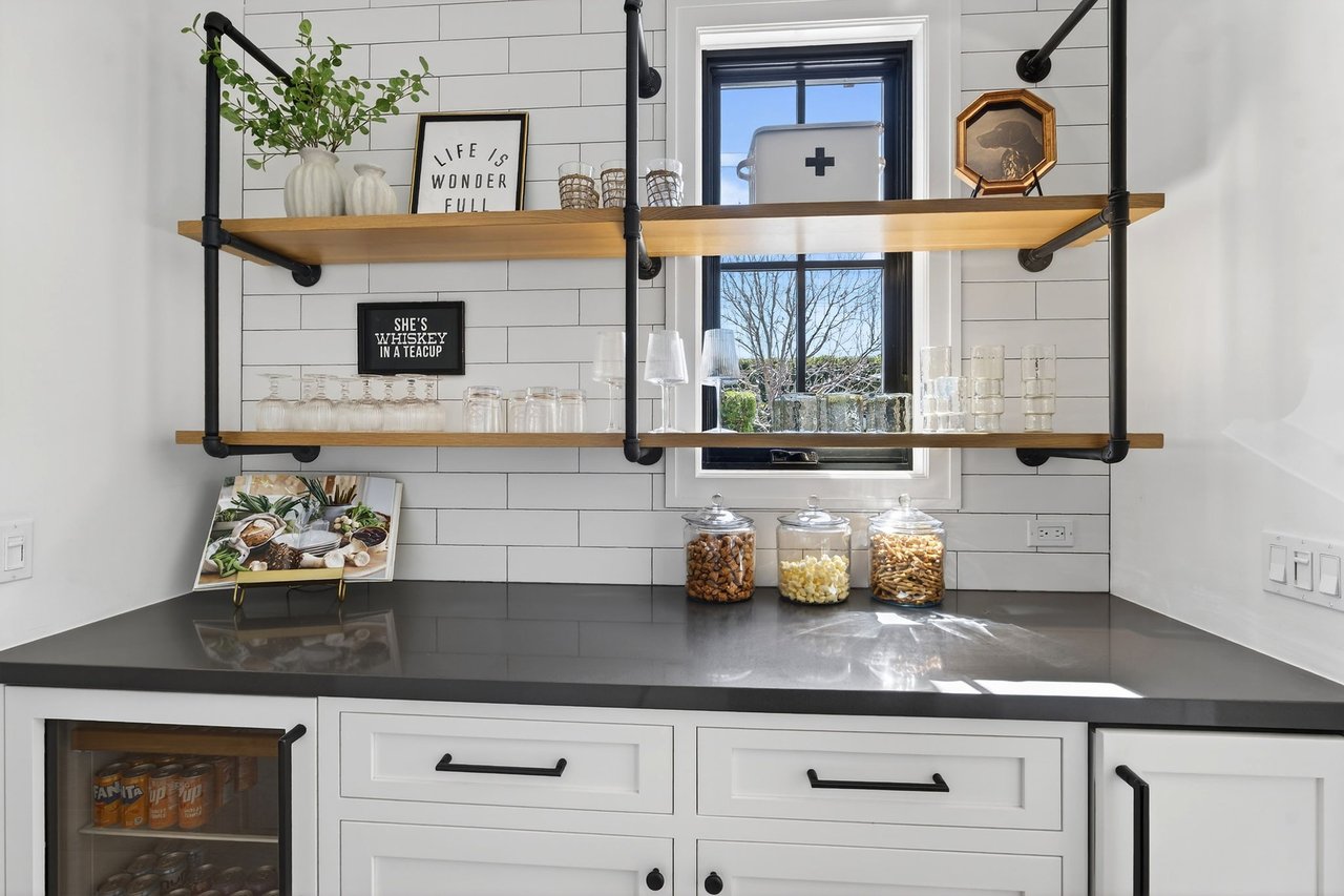 5217 E CALLE REDONDA