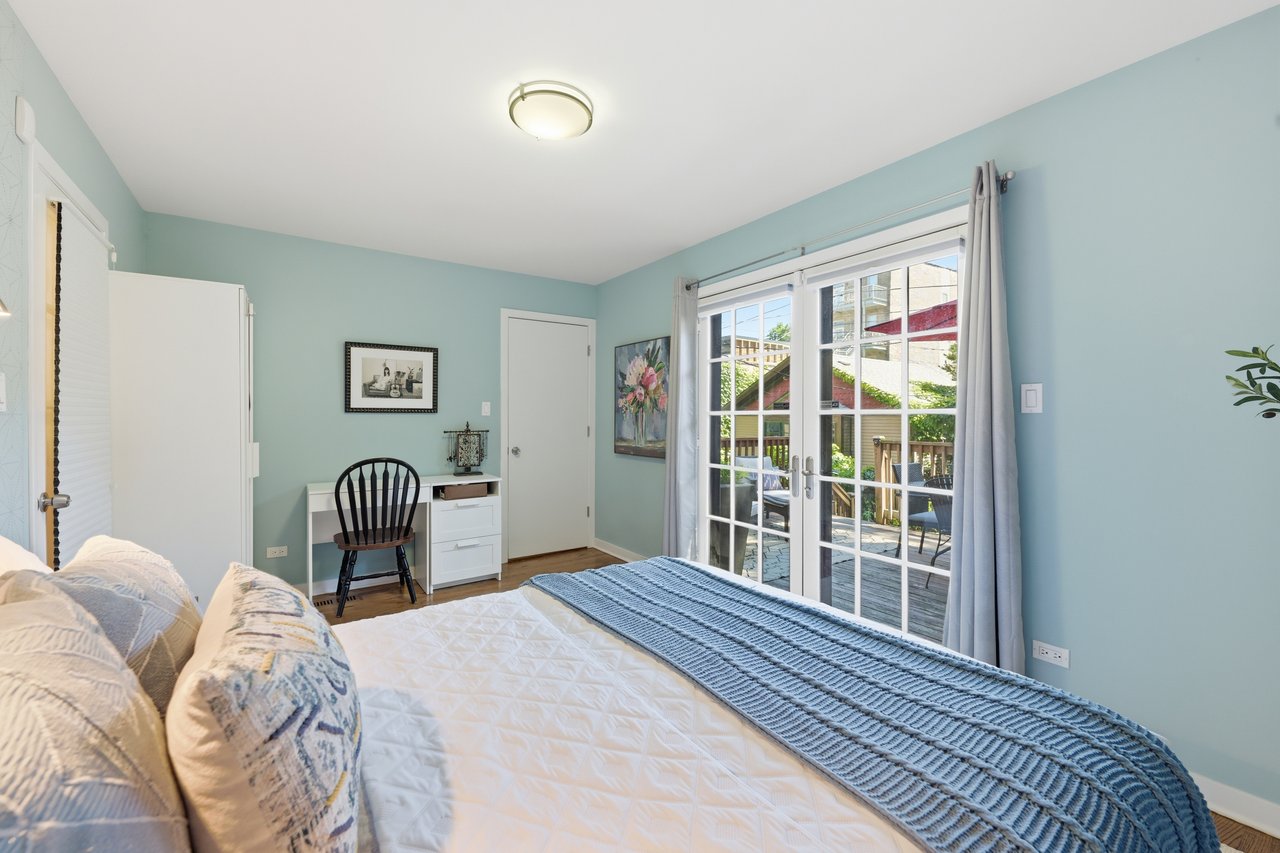 1429 W Huron Street