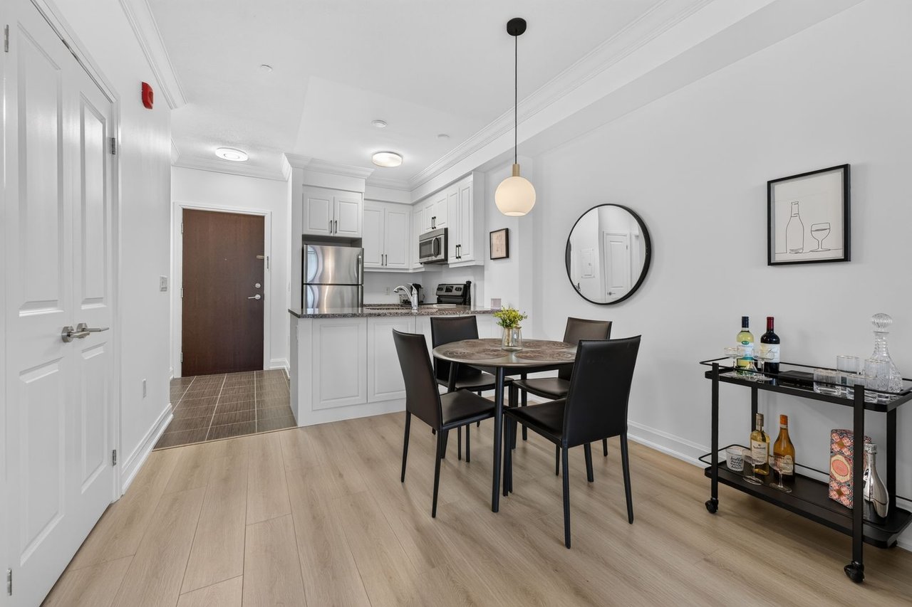 214 - 216 Oak Park Blvd