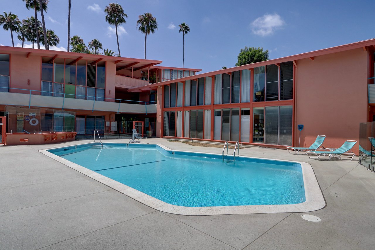 1400 N Hayworth Ave #10, West Hollywood, CA 90046