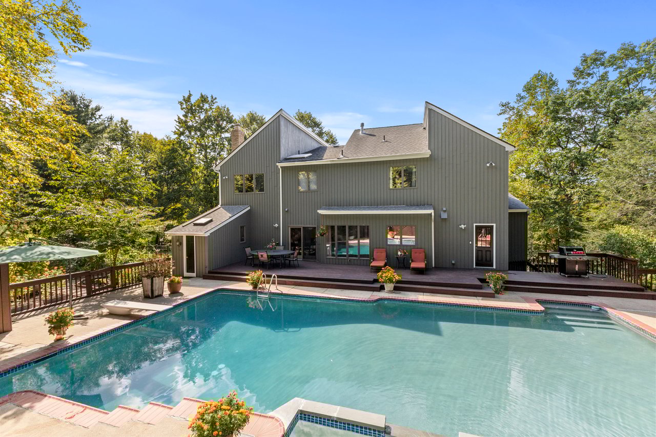 10 South Glen Road