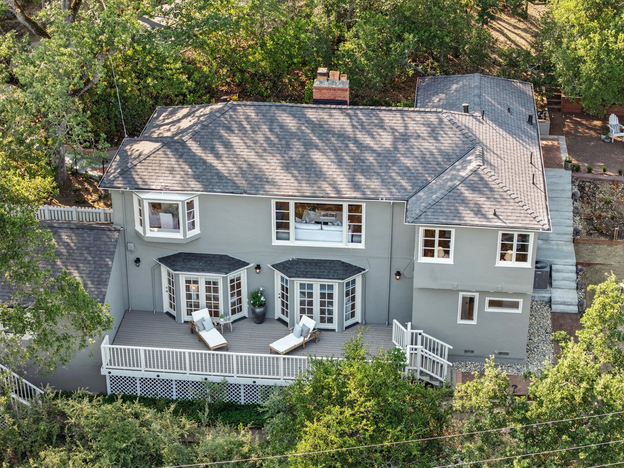 4 La Campana Rd