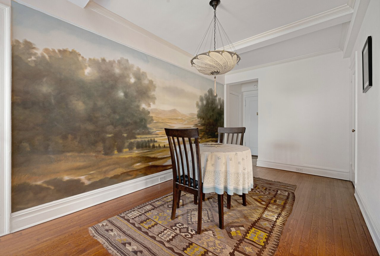 434 E 52ND Street 2D
