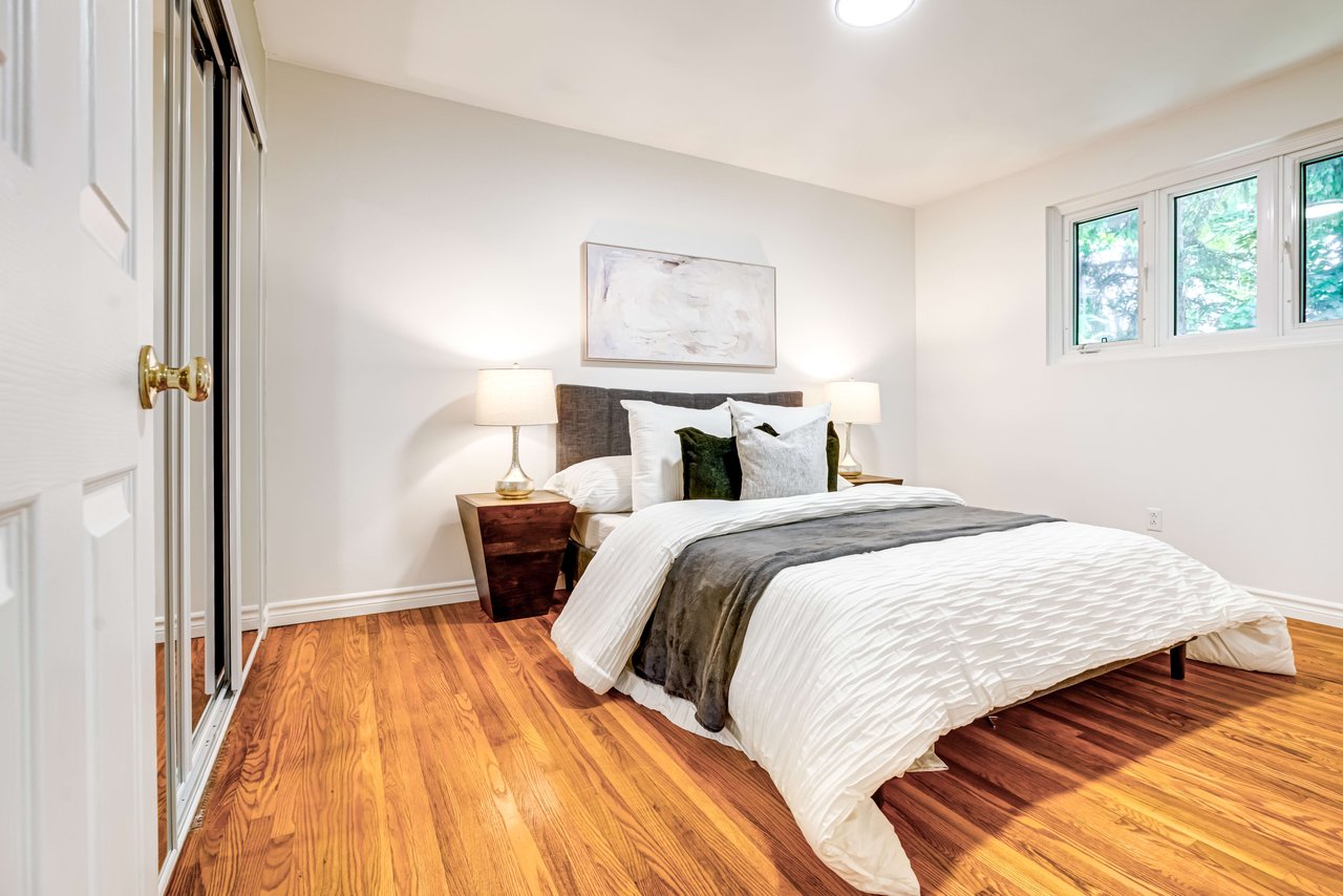 578 Rupert Ave