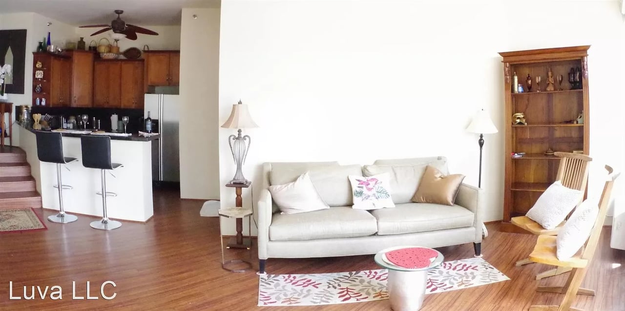 1088 Bishop St APT 1121