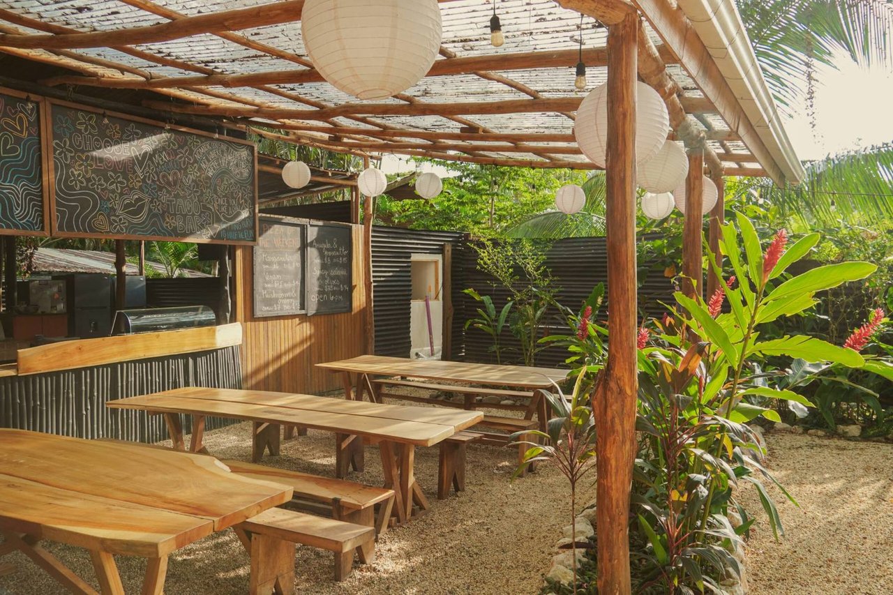Iconic Commercial Hotel Investment, Santa Teresa, Puntarenas
