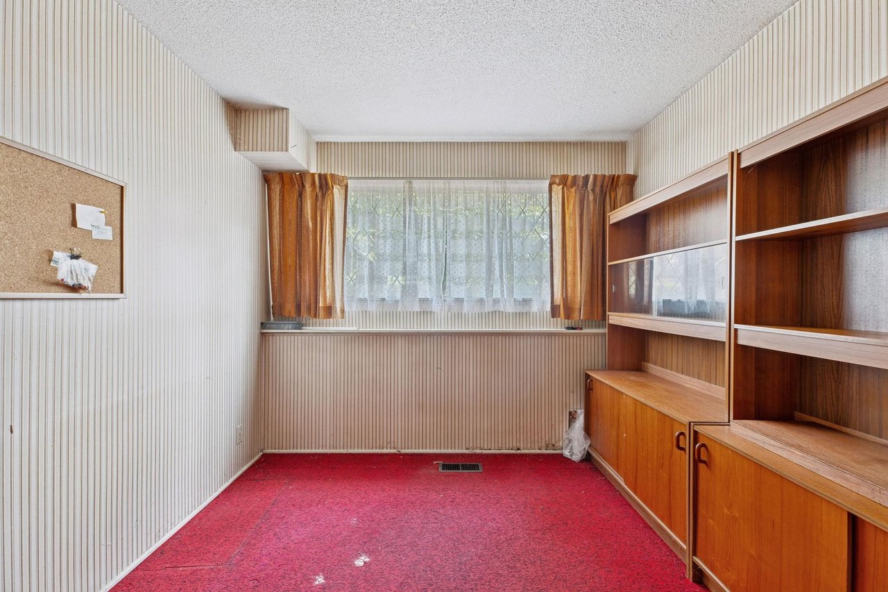 900 Porter St