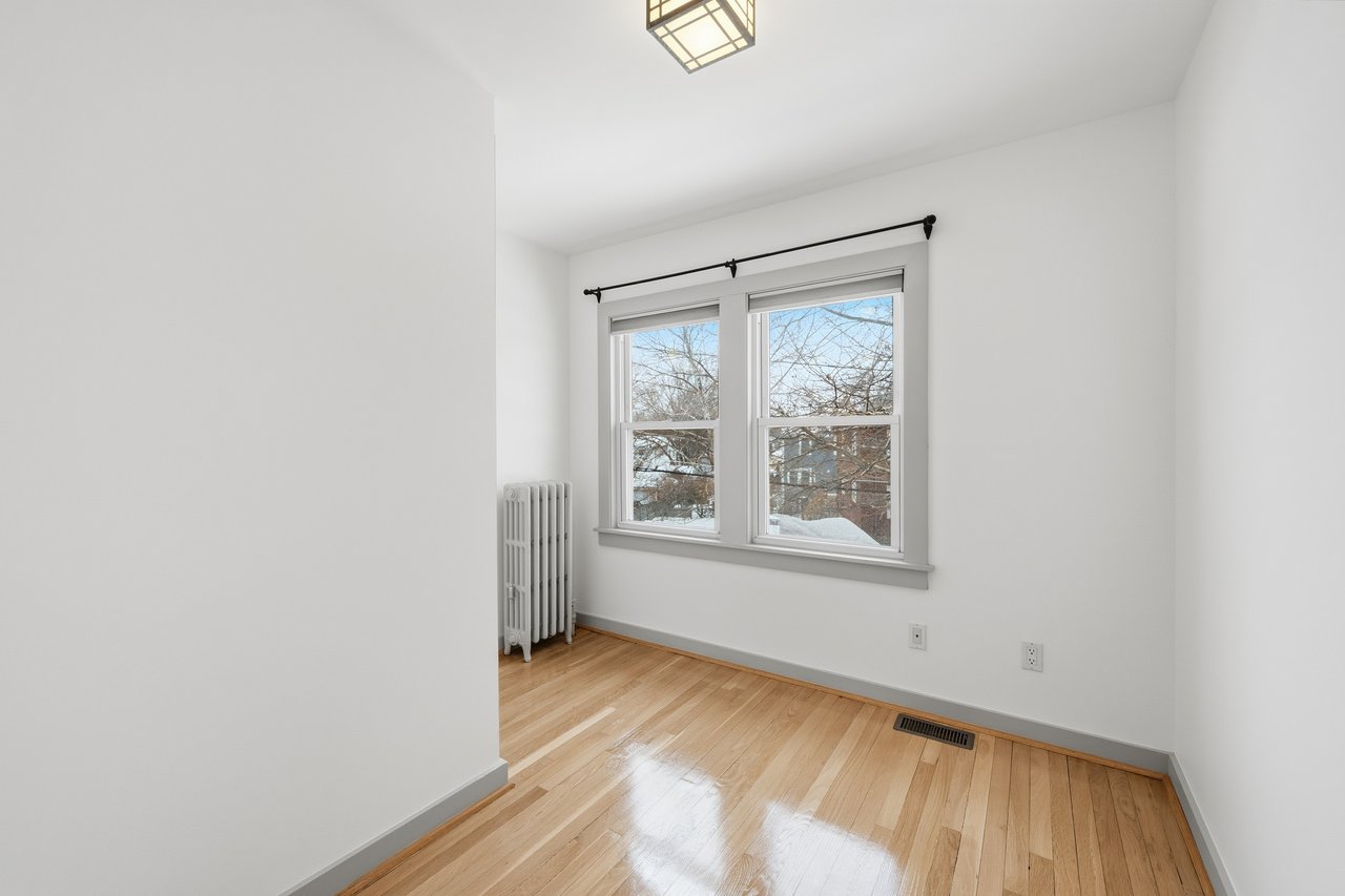 30 Lodge Rd, Belmont