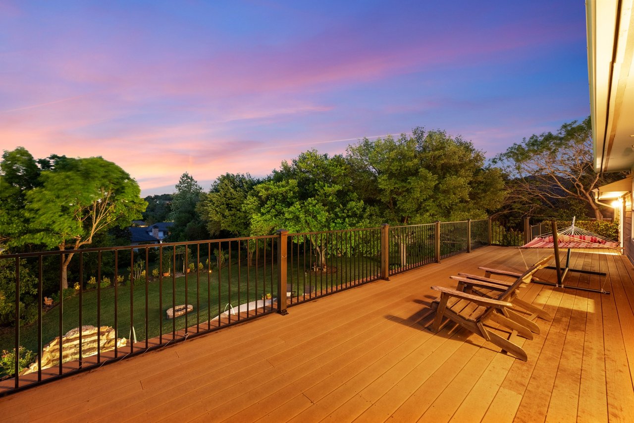 Tucked Away in West Lake Hills