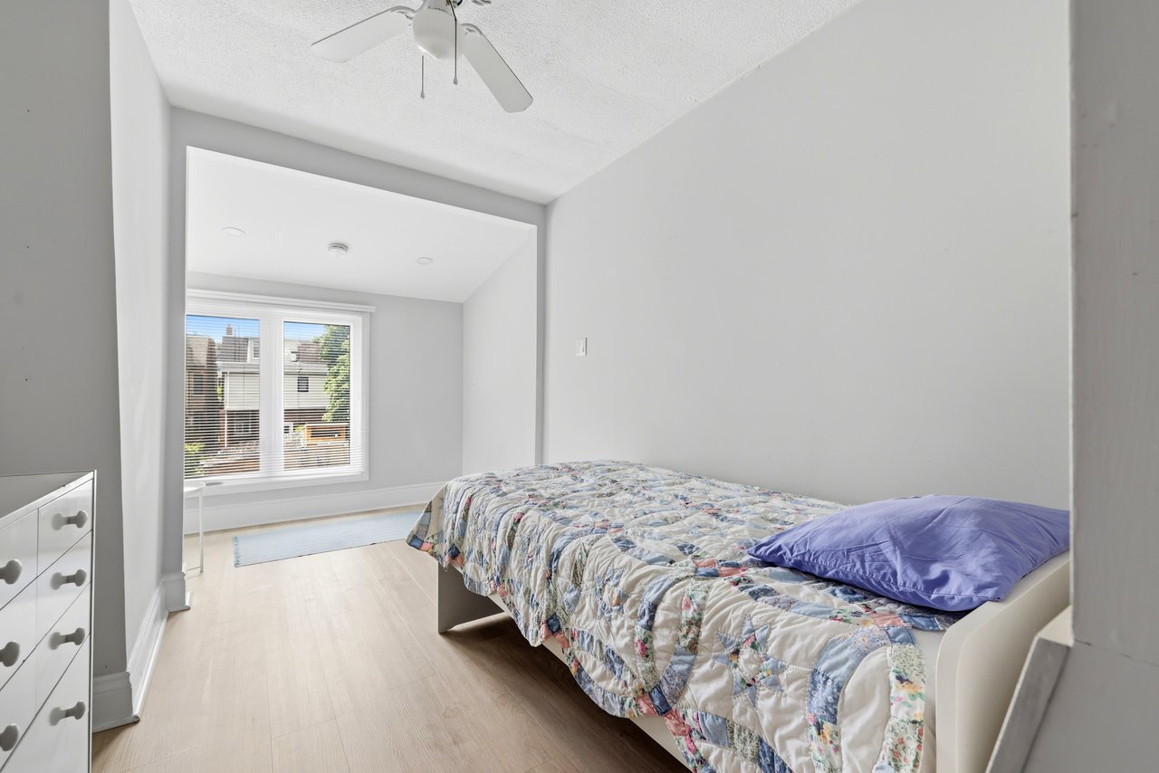 138 Major St