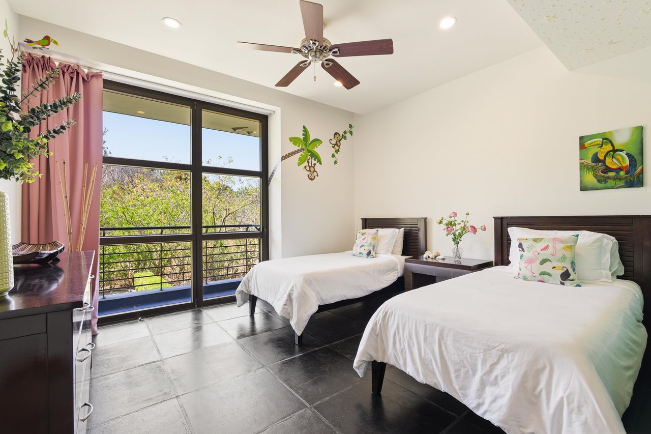 La Perla 113 | Boutique Luxury Condo in the Heart of Tamarindo