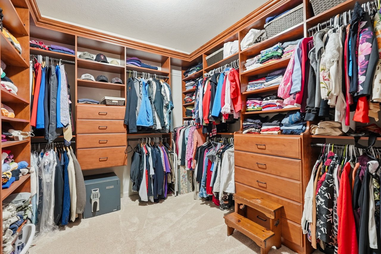 EXCLUSIVE LISTING  -  1234 Newbury Highland