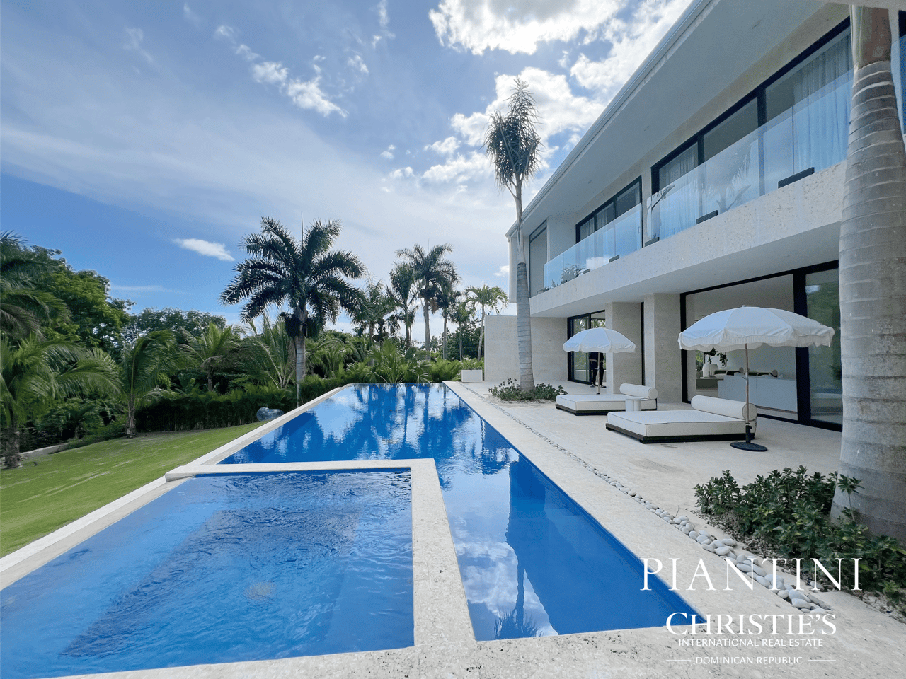 Villa Barranca, Casa de Campo