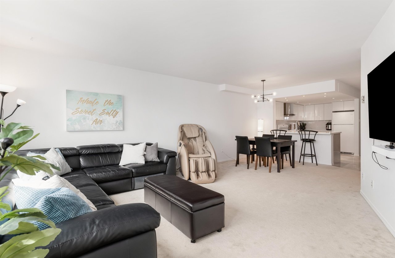 6055 Nelson Ave, #2102