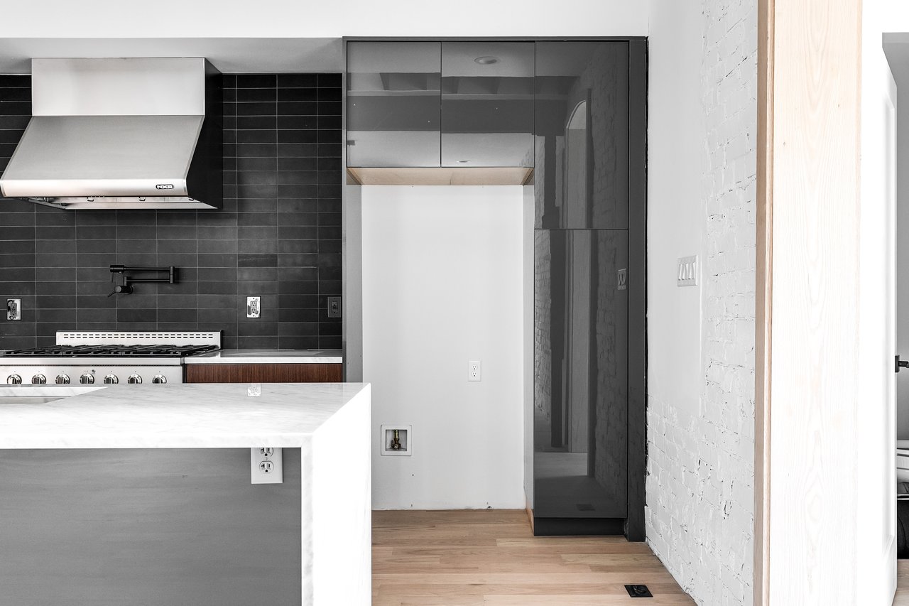 4 N Robinson (Fan House)