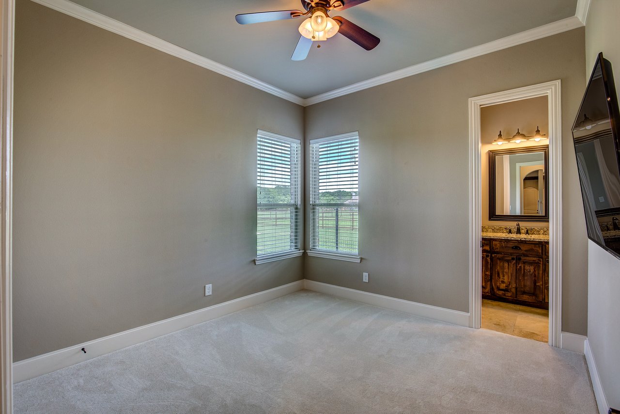 552 Horseshoe Bend