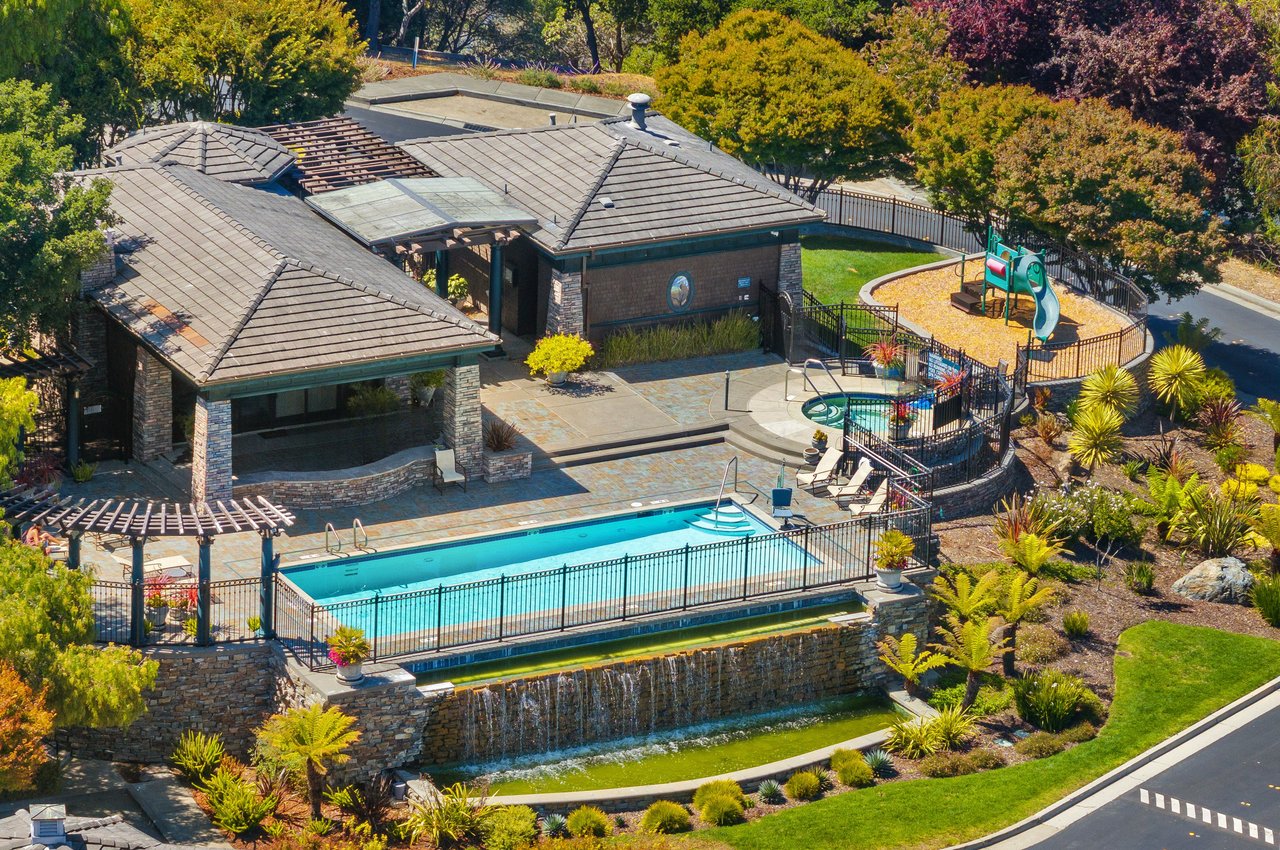 62 De Silva Island Drive Mill Valley