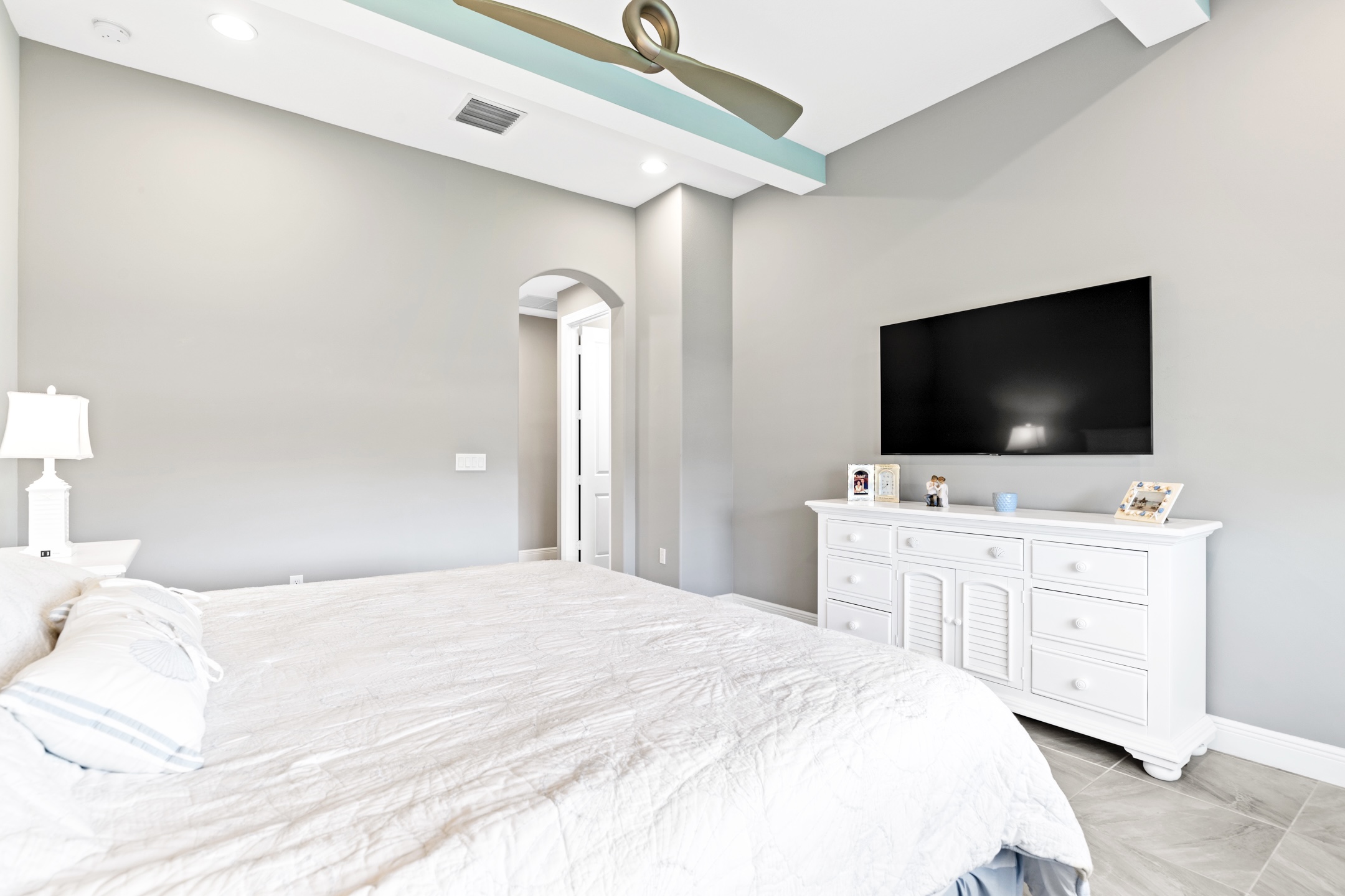 4777 Four Lakes Circle SW