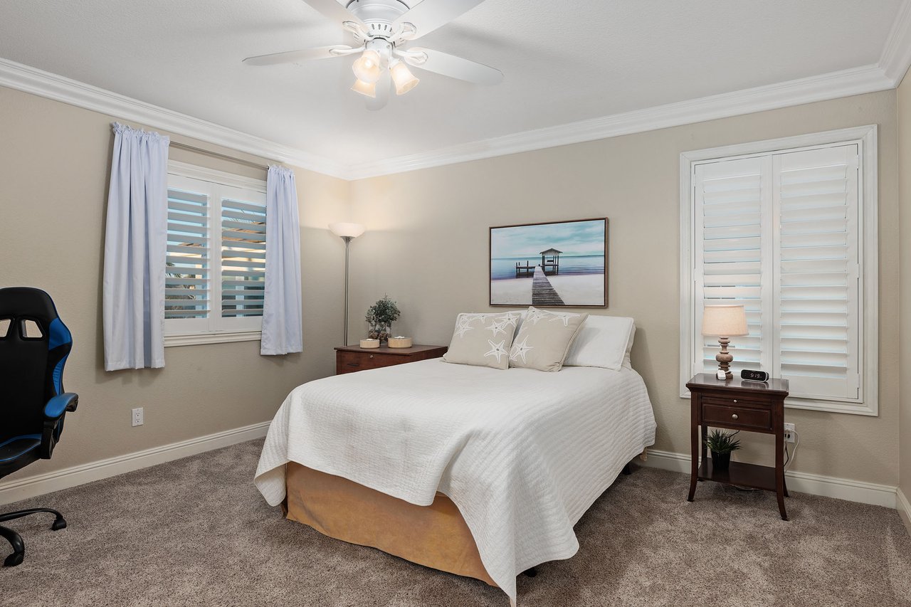 5275 Raven Hill Point