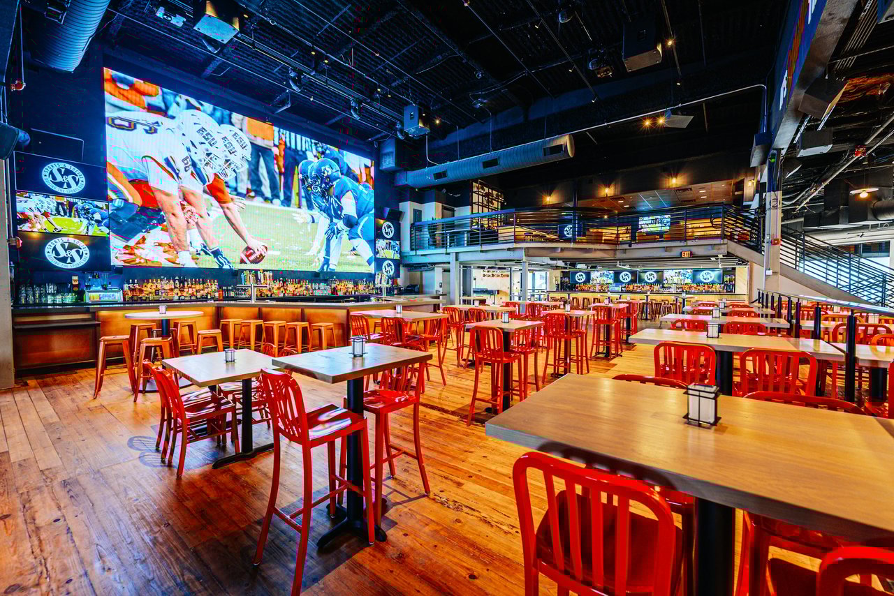The Best Sports Bars & Restaurants for Game Day Near Disney