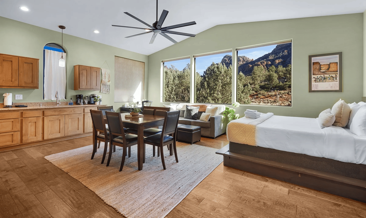 Mammoth Rock Retreat