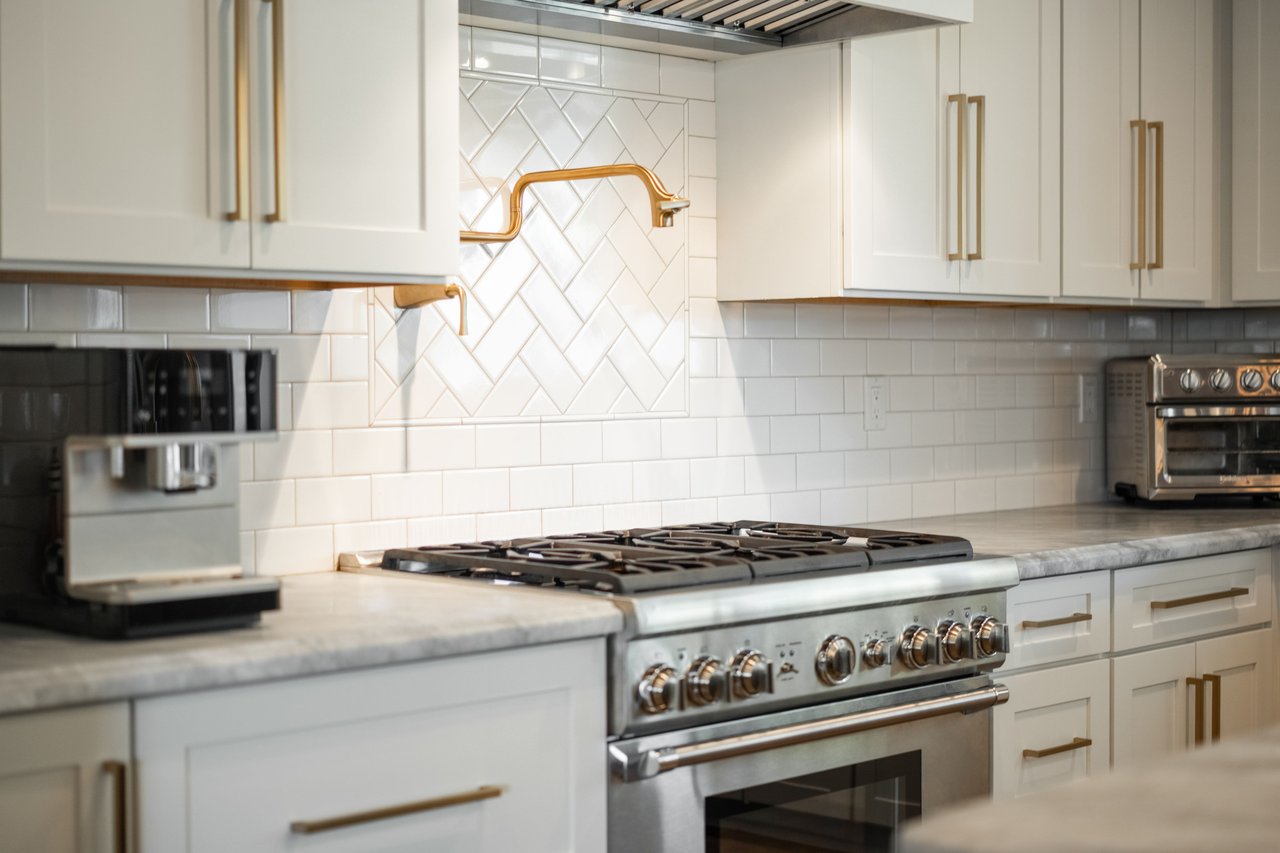 4618 E CALLE VENTURA