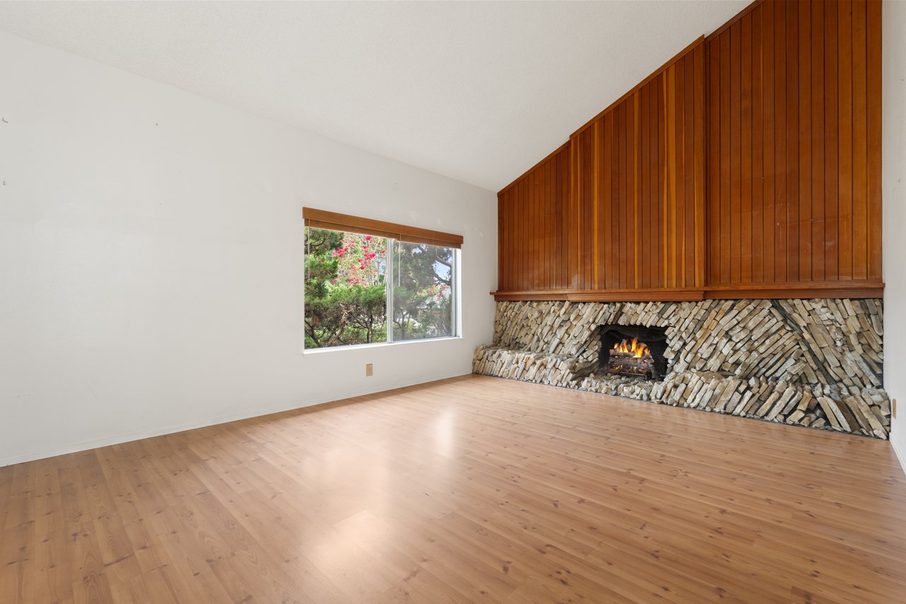 2243 Newquist Ct