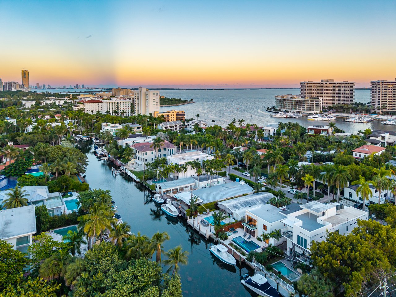 1815 Fairhaven Pl, Miami