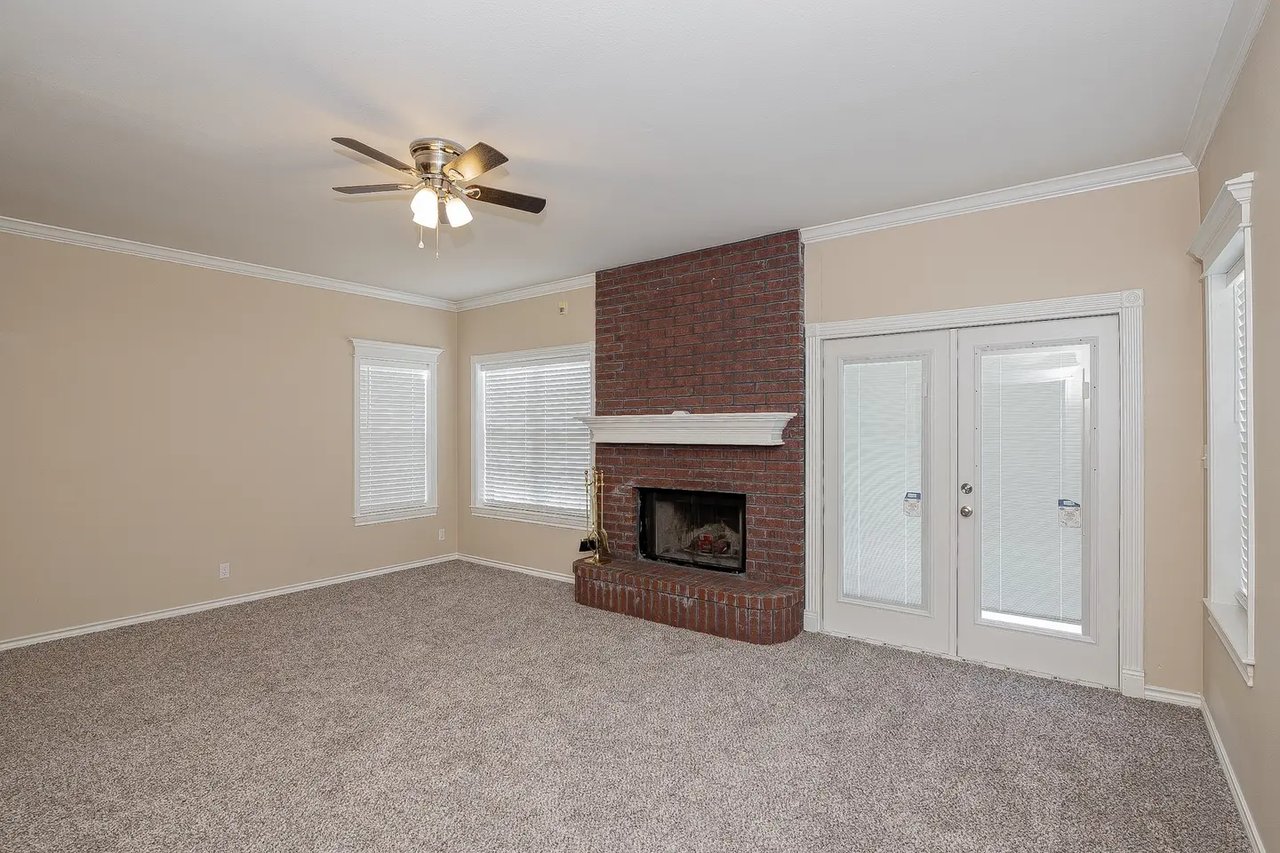 62 Linam Ln