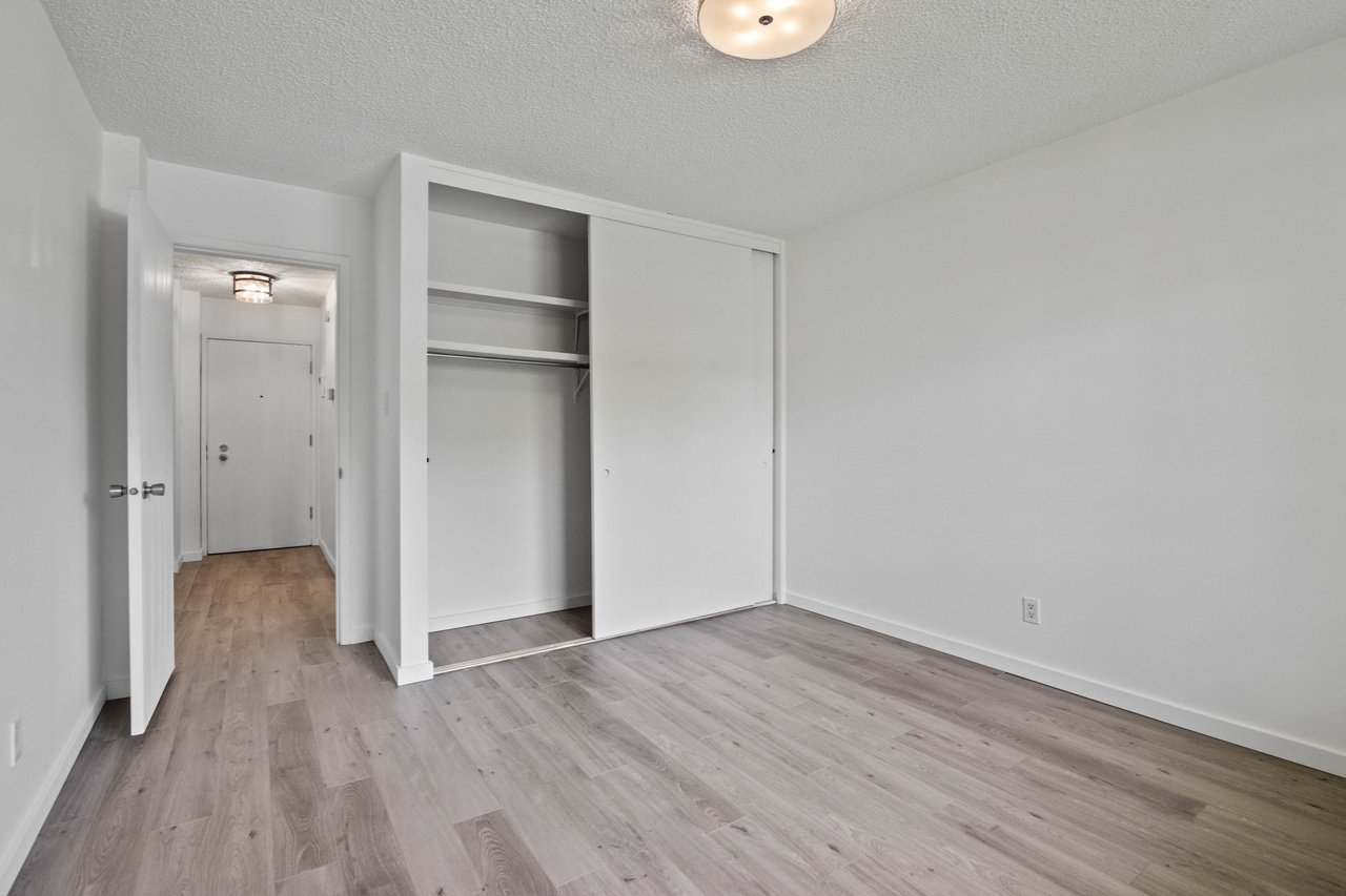 635 56 Avenue SW Unit: 206
