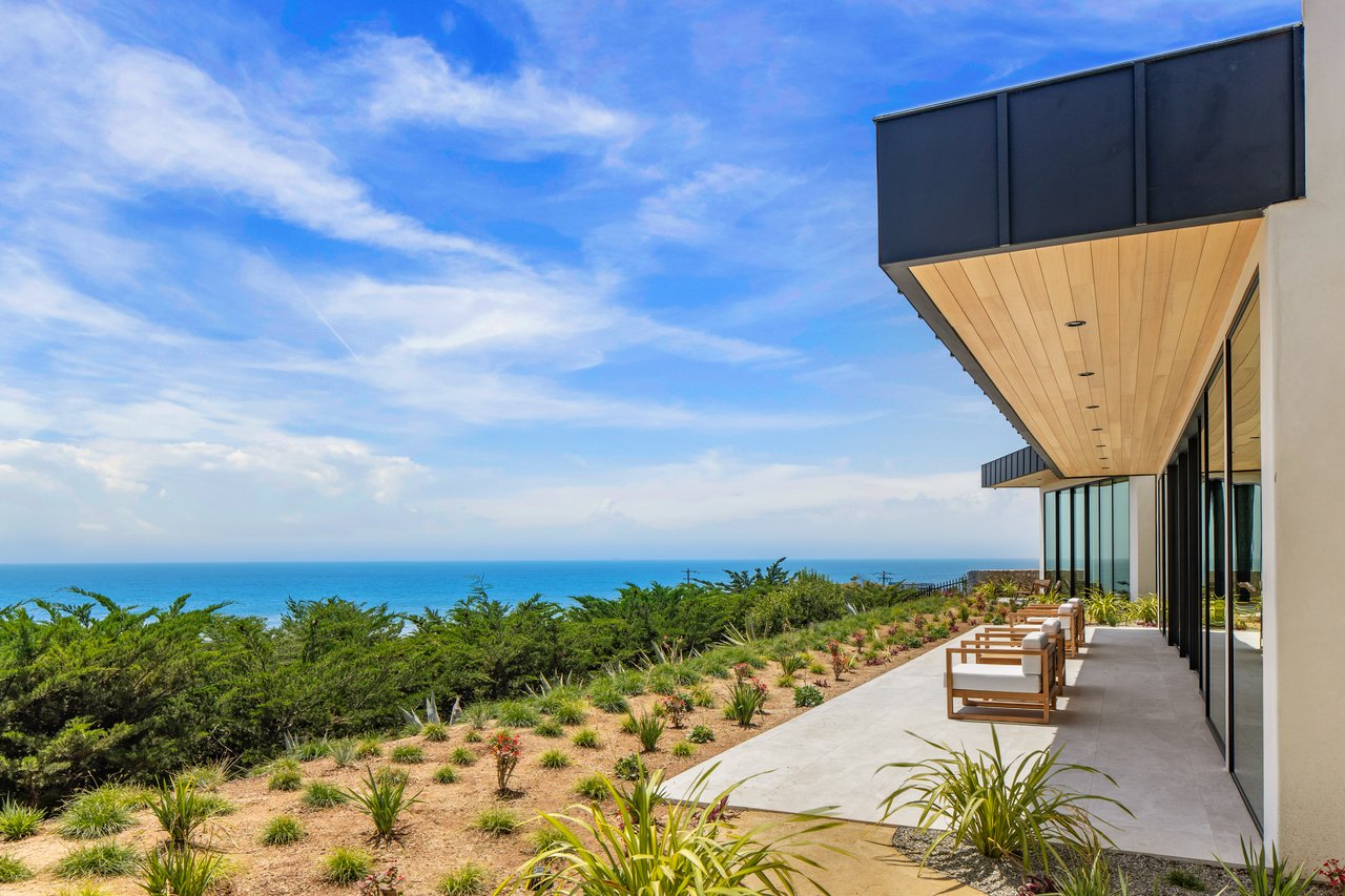 Ellice Street, Malibu