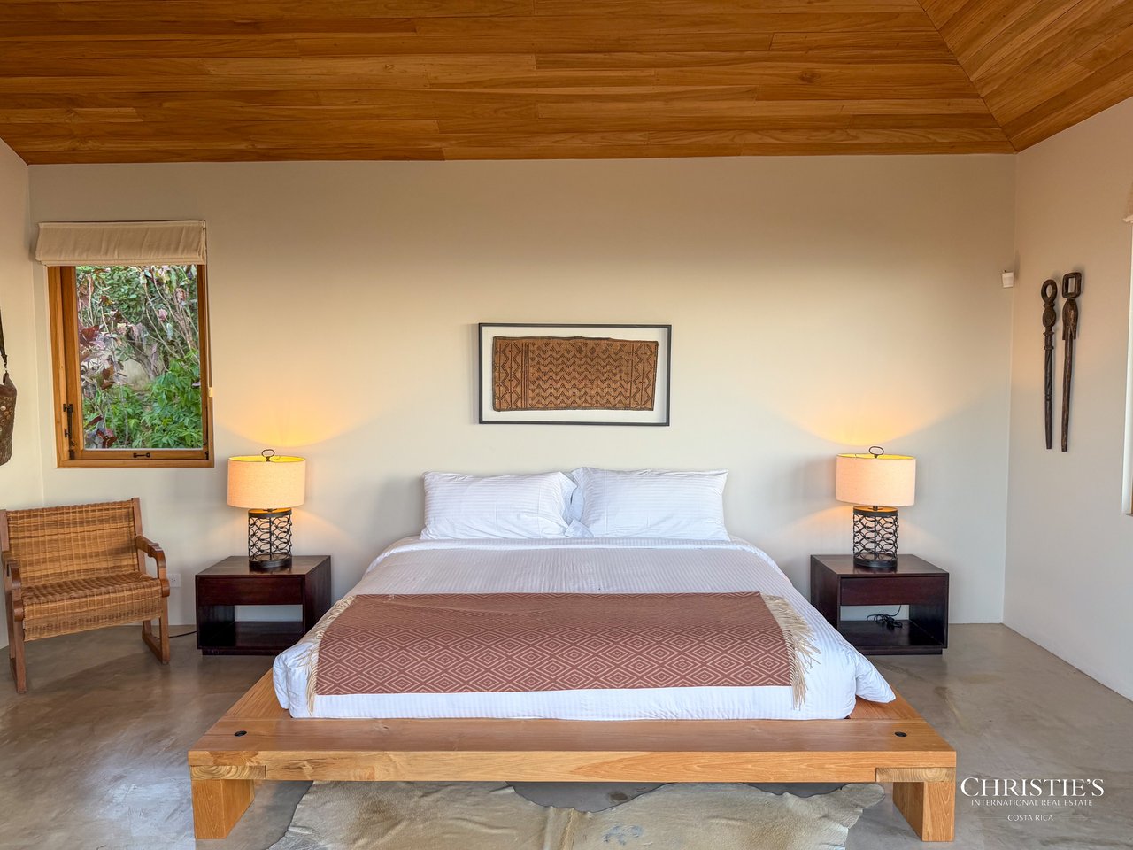 Casa Tres Doces - El Tesoro Development