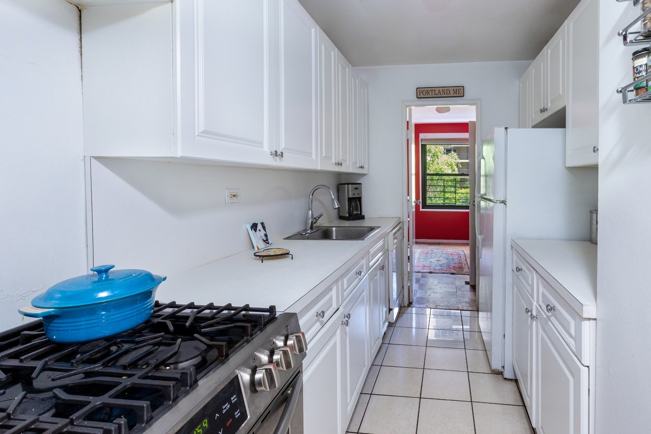 140 West End Avenue, #2AB