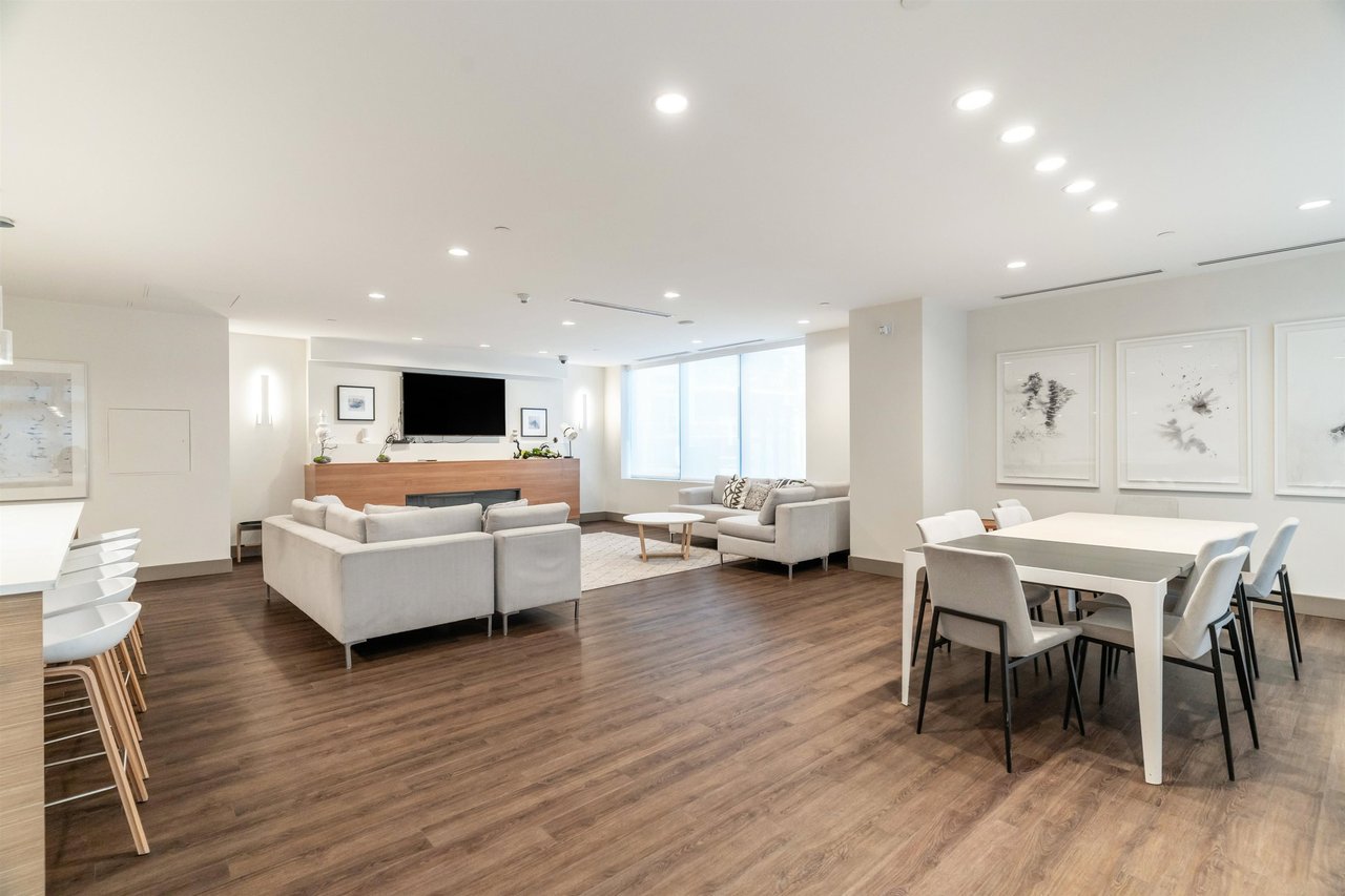 3488 Sawmill Cres, #510