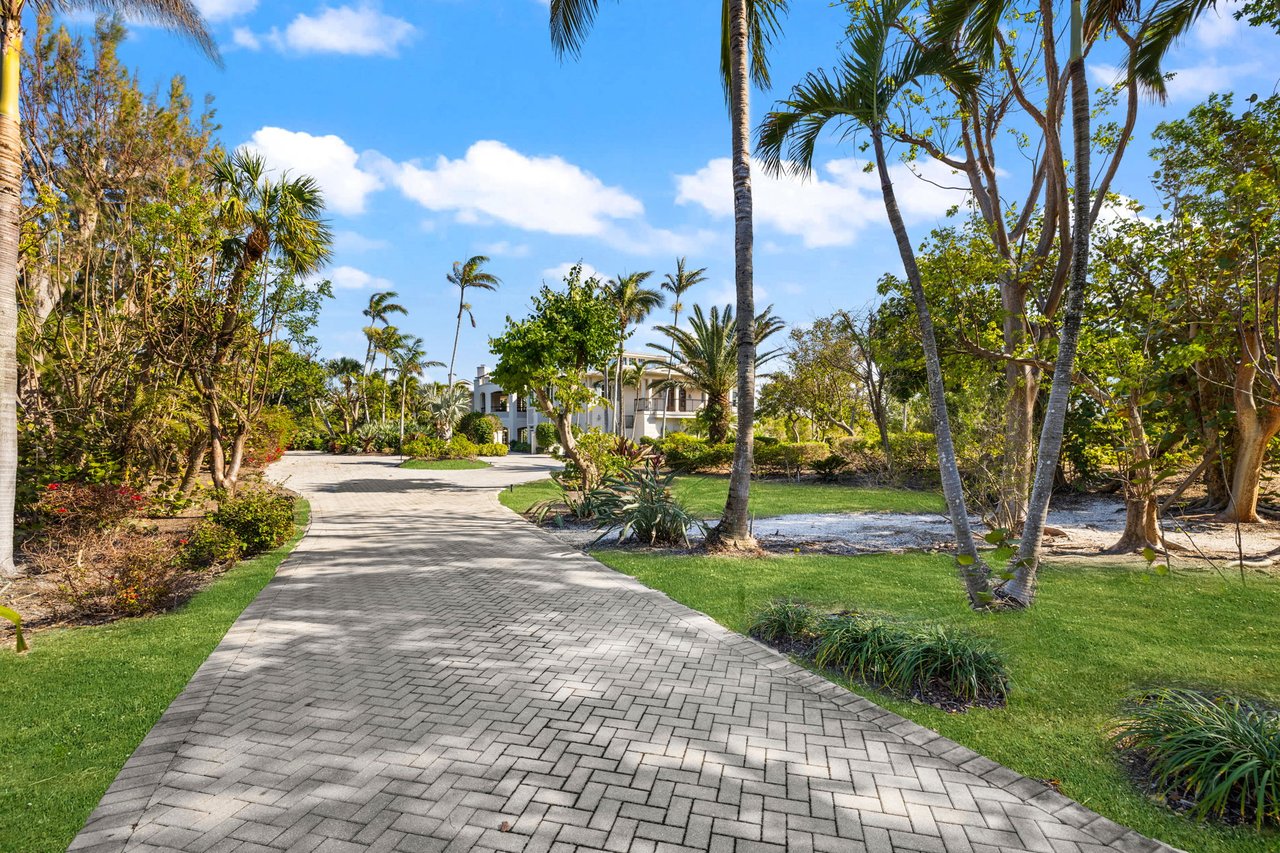 16475 Captiva Dr