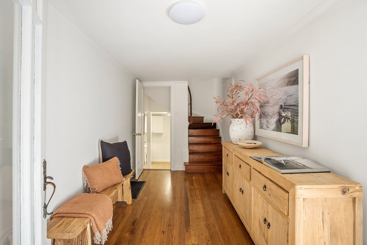 44 Collingwood Street