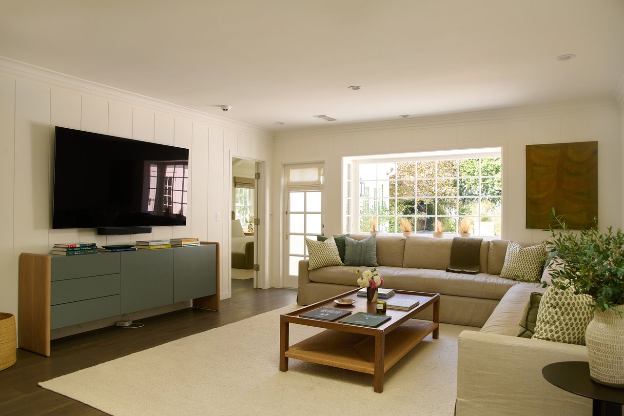 10463 Le Conte Ave, Westwood