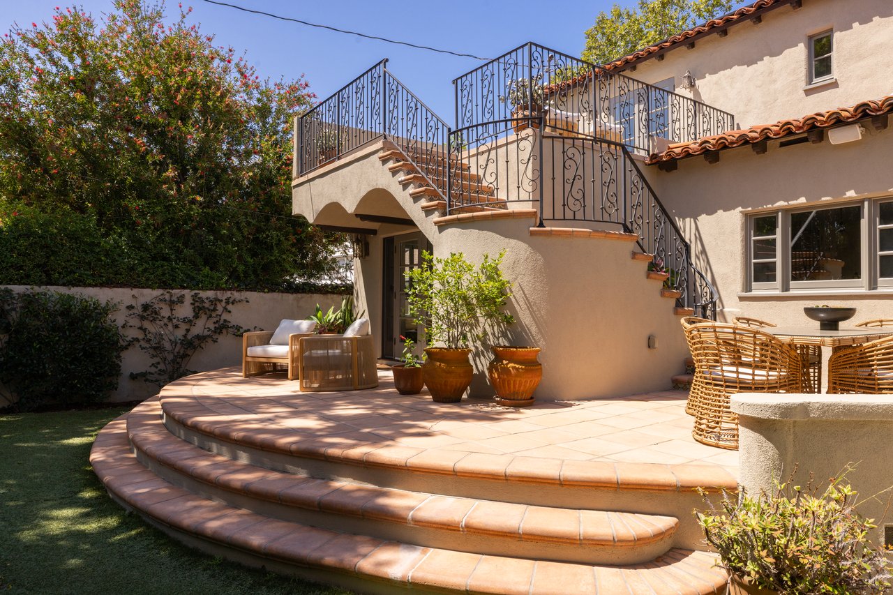 146 S Martel Ave, Beverly Grove 