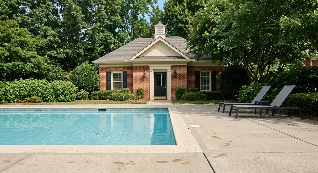 Everyday Life In Canebrake: Amenities, Dining And Outdoors