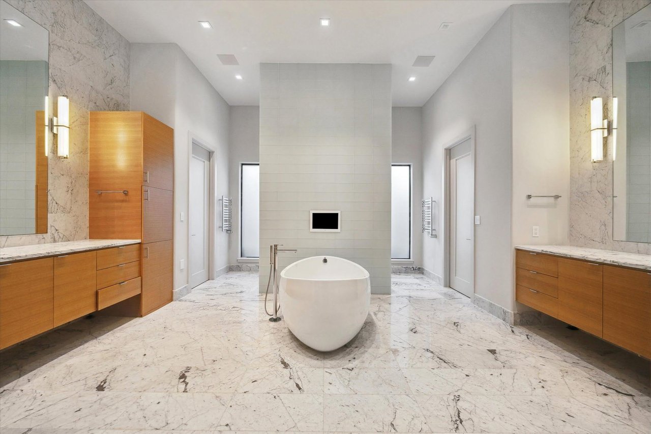 Modern Luxury