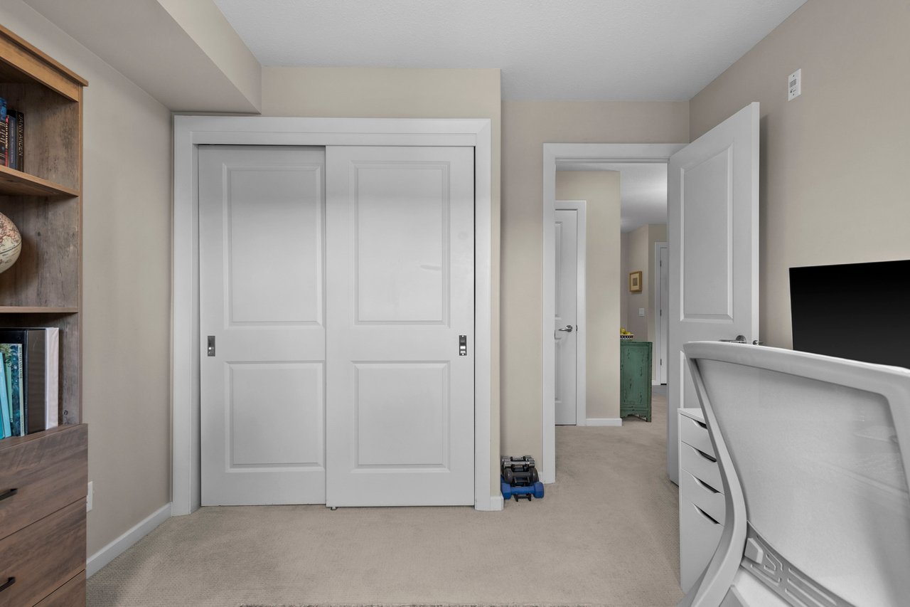 402 Kincora Glen Road NW Unit: 2207