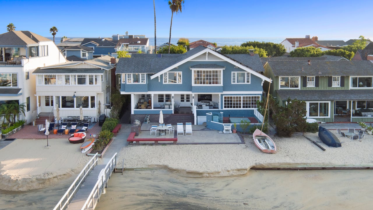 1310 E Balboa Boulevard