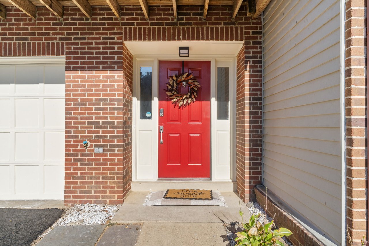 Best of Alexandria Living – 6540 River Tweed Lane