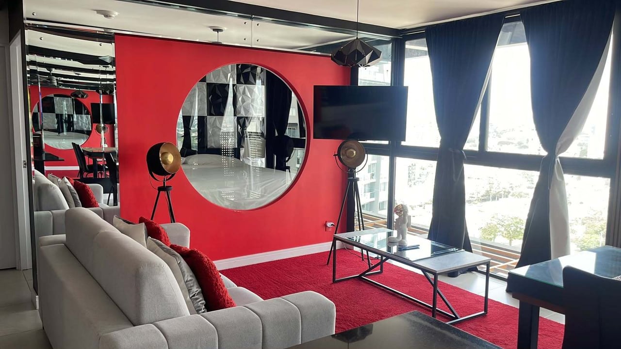 Sky View Furnished Condo, Sabana and Rohrmoser, San Jose