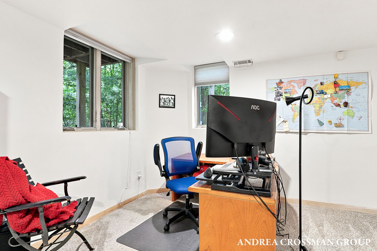 1215 Ash Drive