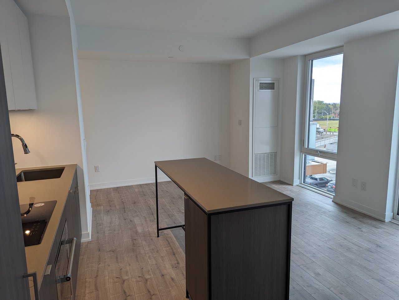 447-215 Lakeshore Rd W