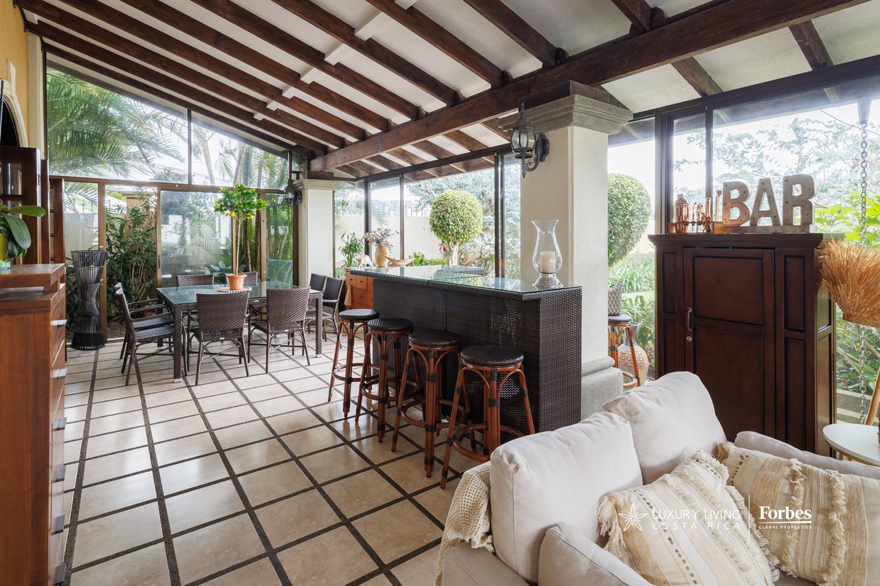 21560 - Casa Grand Court | Residence with Tennis Court in Moravia