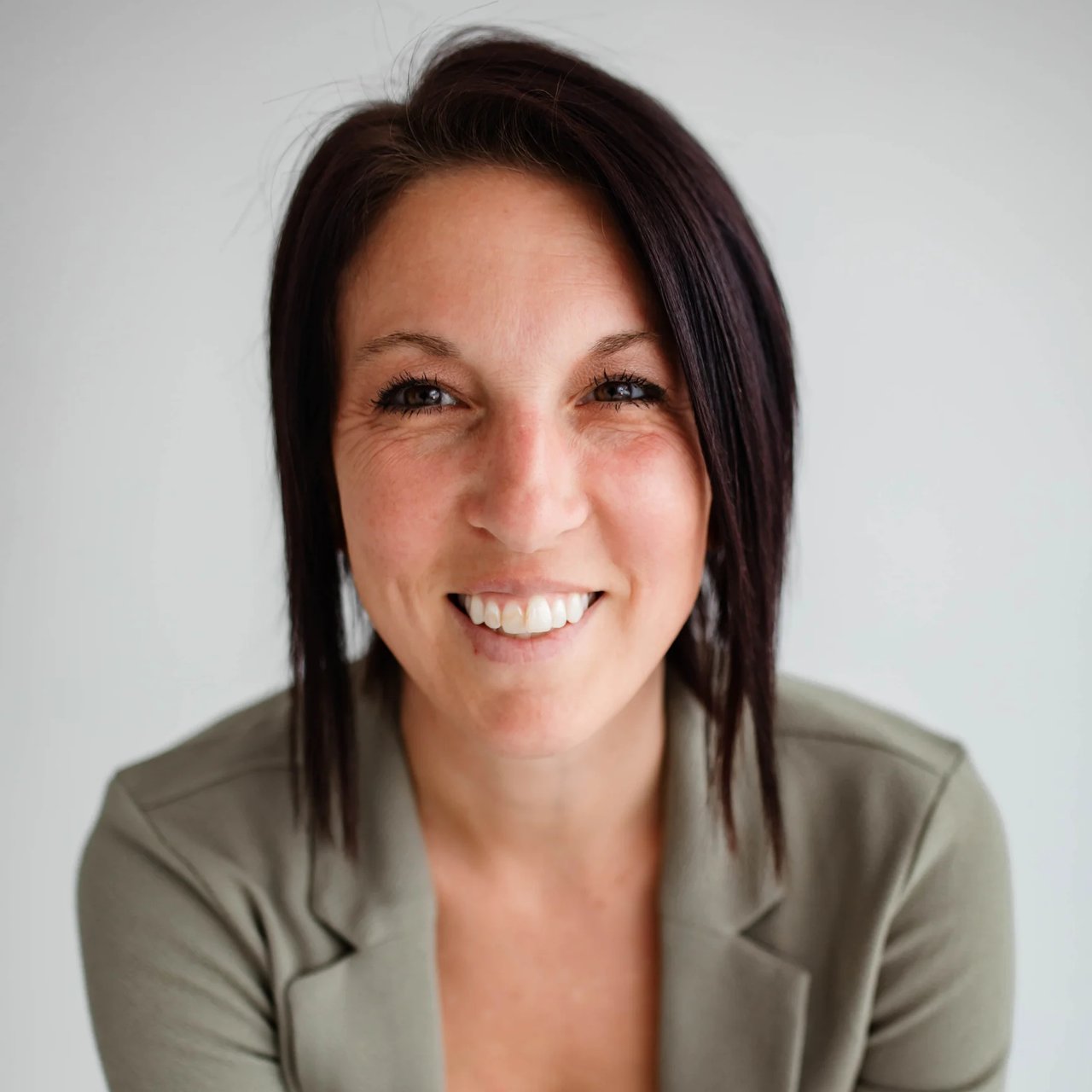Tiffany Johnson Portland, TN Real Estate Agent Headshot
